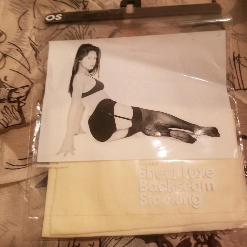 NWT American Apparel Sheer Lux Backseam Stocking